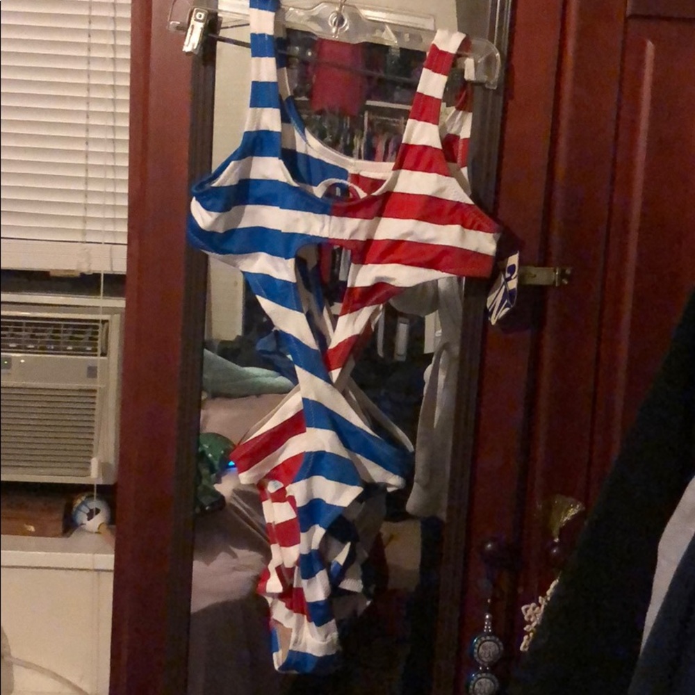 Bathing suit